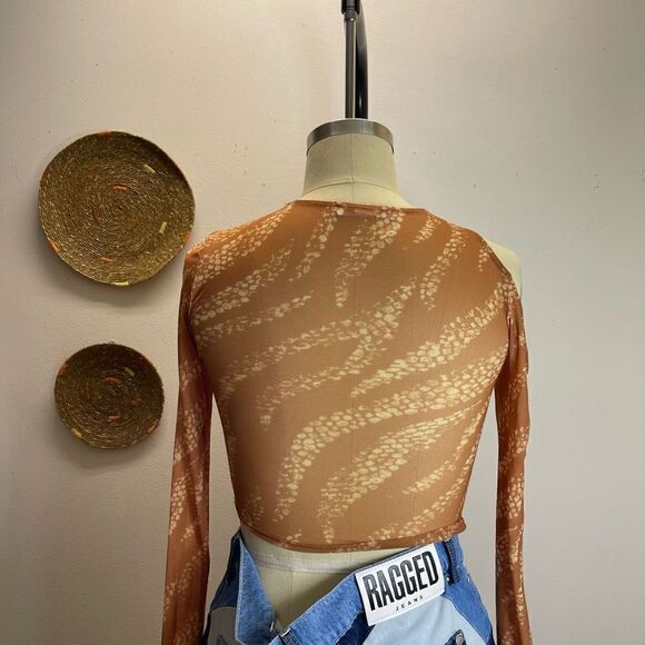 Urban Outfitters- Top - Picture 4 of 5